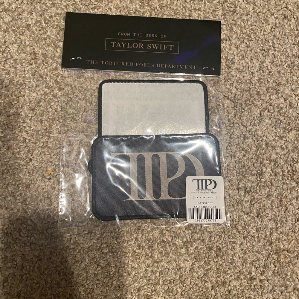 Taylor Swift Jacket With Patches Brand New - image 6